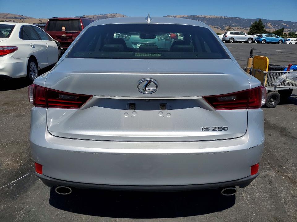 Photo 6 from auction – 2014 LEXUS IS with VIN JTHBF1D29E5029031