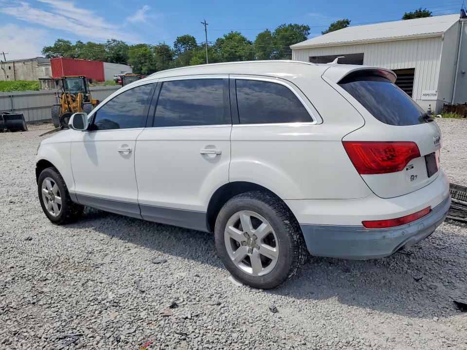 Фото 2 с аукциона – 2010 AUDI Q7 с VIN WA1LYAFE5AD007397