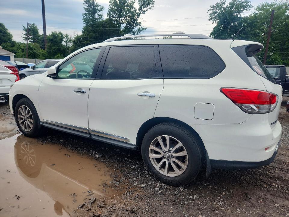 Photo 2 from auction – 2014 NISSAN PATHFINDER with VIN 5N1AR2MM6EC703042