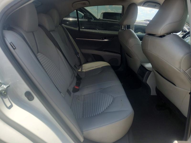 Photo 10 from auction – 2022 TOYOTA CAMRY with VIN 4T1G11AK6NU718892