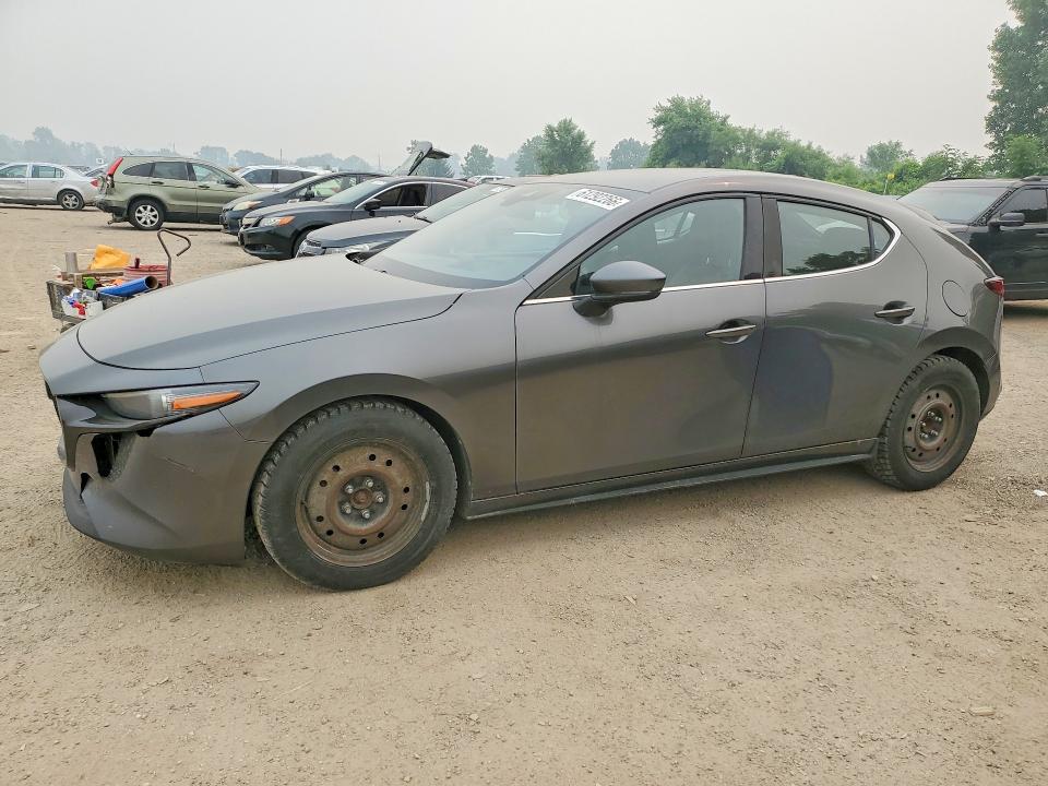 MAZDA 3 2019 with VIN JM1BPAMMXK1146099 - Photo from auction