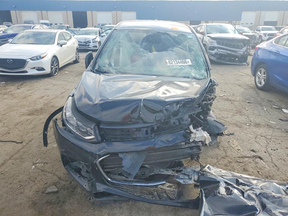 Photo 5 from auction – 2019 CHEVROLET TRAX with VIN 3GNCJKSB2KL319109