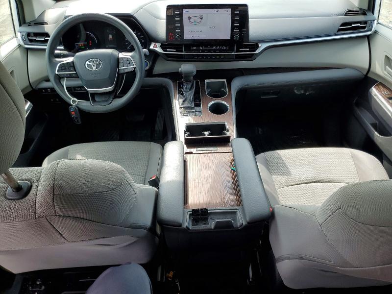 Photo 8 from auction – 2021 TOYOTA SIENNA with VIN 5TDKRKEC3MS045059