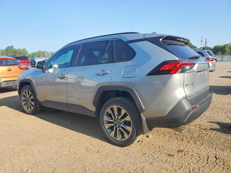 Photo 2 from auction – 2020 TOYOTA RAV4 with VIN 2T3R1RFV3LW099134