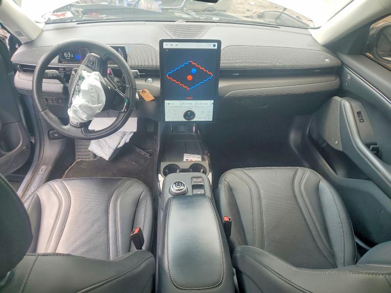 Photo 8 from auction – 2022 FORD MUSTANG MACH-E with VIN 3FMTK3SU4NMA23788