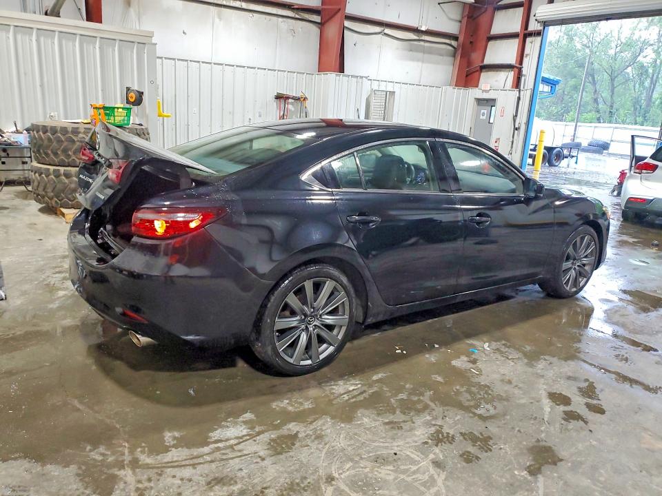 Photo 3 from auction – 2019 MAZDA 6 with VIN JM1GL1VM4K1500814