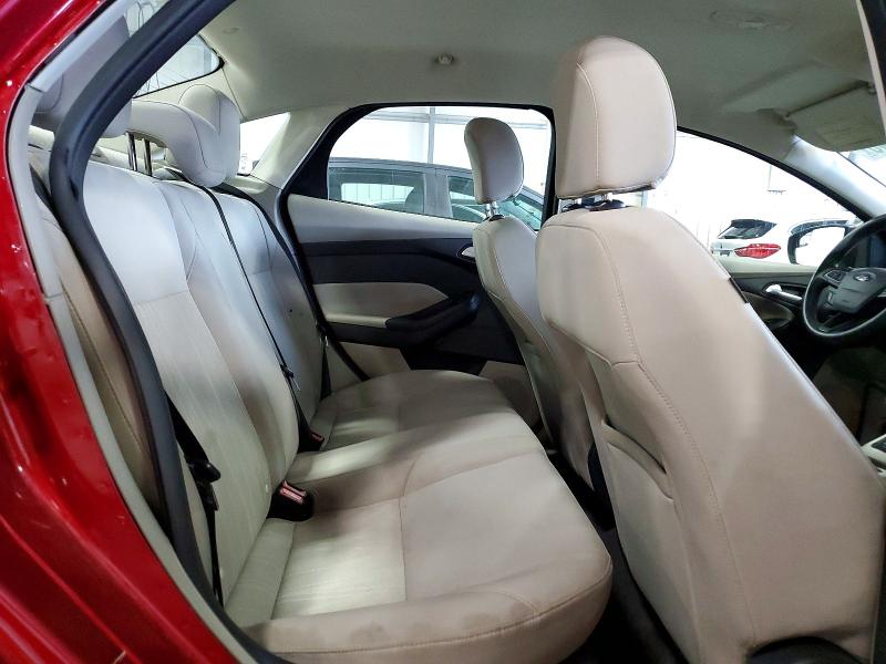 Photo 10 from auction – 2015 FORD FOCUS with VIN 1FADP3F20FL300190