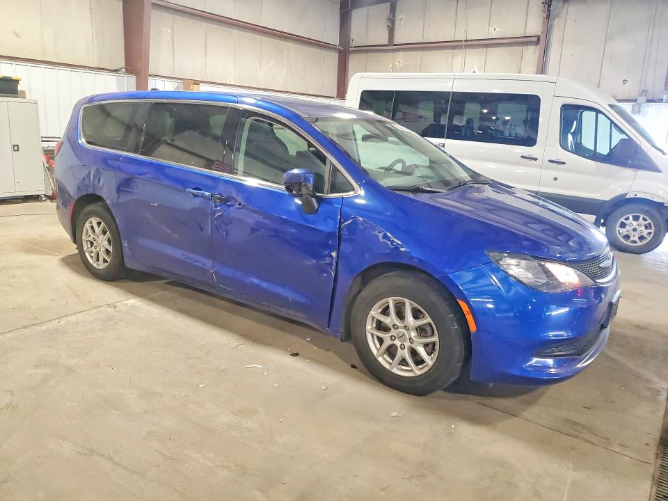 Photo 4 from auction – 2021 CHRYSLER VOYAGER with VIN 2C4RC1CG8MR574290