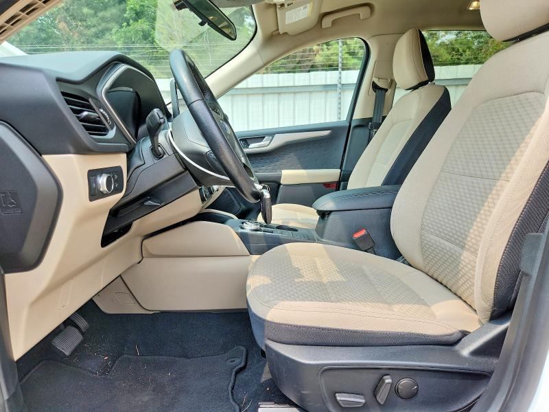 Photo 7 from auction – 2020 FORD ESCAPE with VIN 1FMCU9BZ2LUC29385