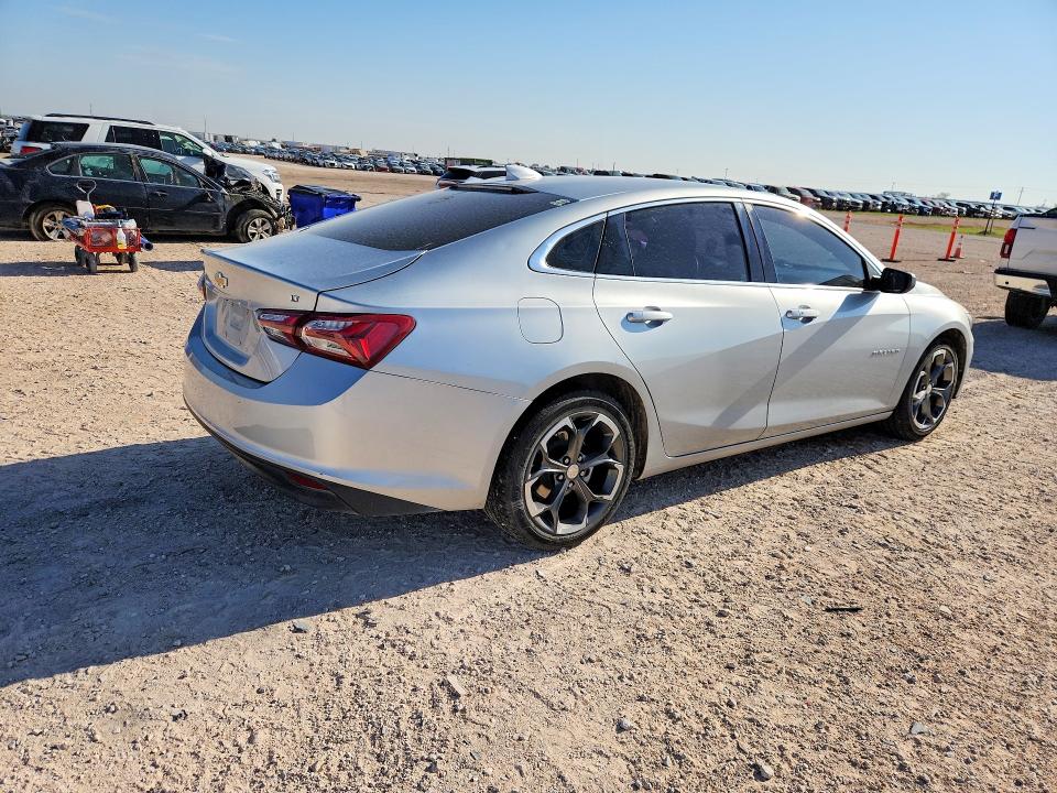 Photo 3 from auction – 2022 CHEVROLET MALIBU with VIN 1G1ZD5ST9NF133207