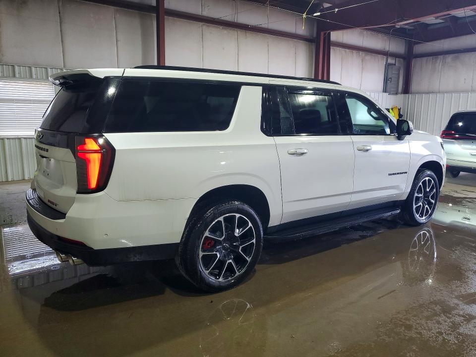 Photo 3 from auction – 2025 CHEVROLET SUBURBAN with VIN 1GNS6ERLXSR271347