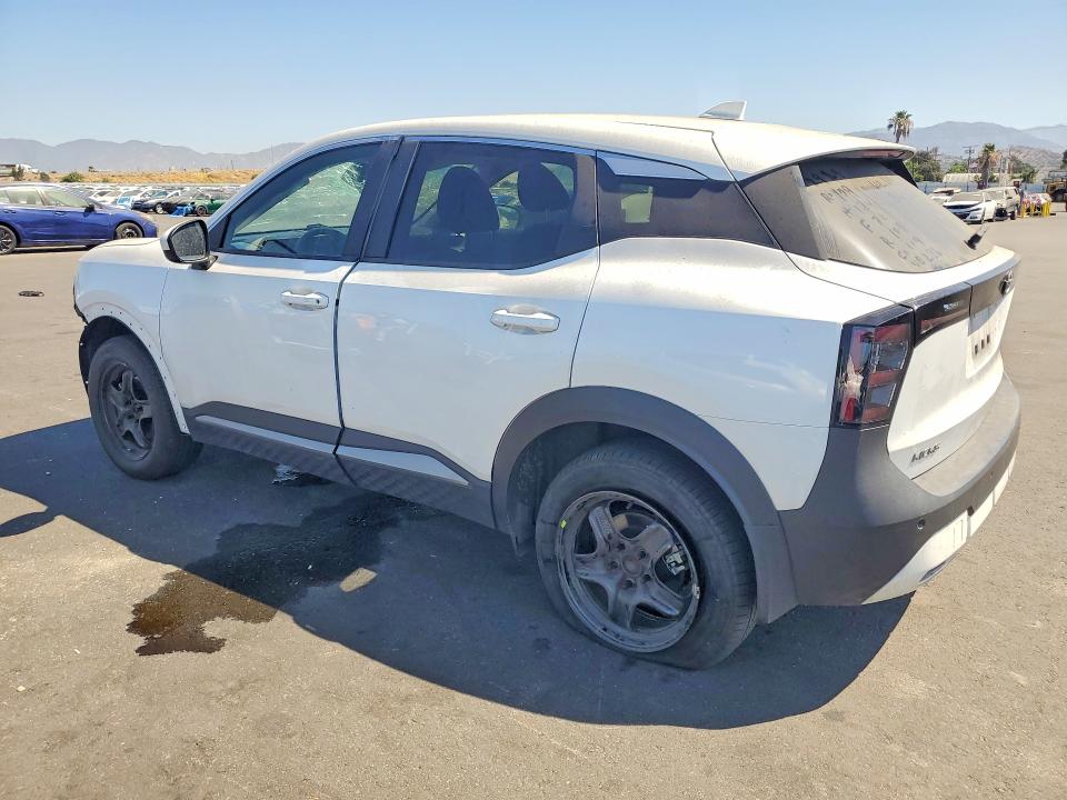 Photo 2 from auction – 2025 NISSAN KICKS with VIN 3N8AP6CA3SL380422