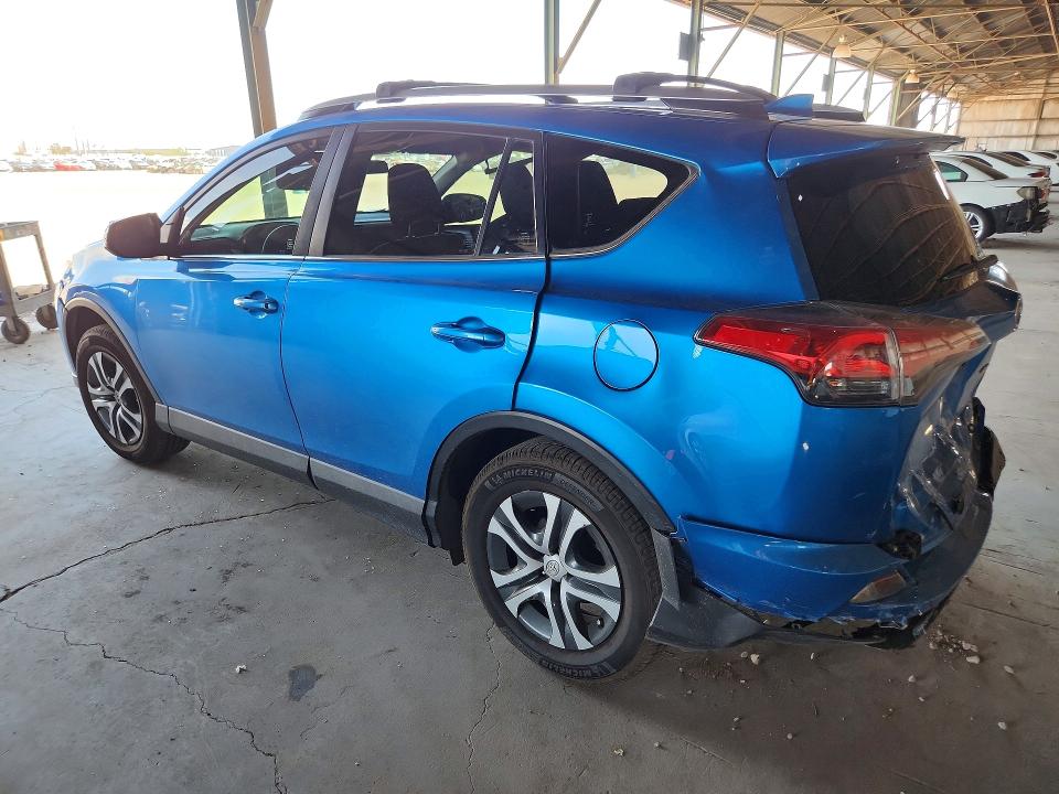 Photo 2 from auction – 2018 TOYOTA RAV4 with VIN JTMZFREV5JJ208191
