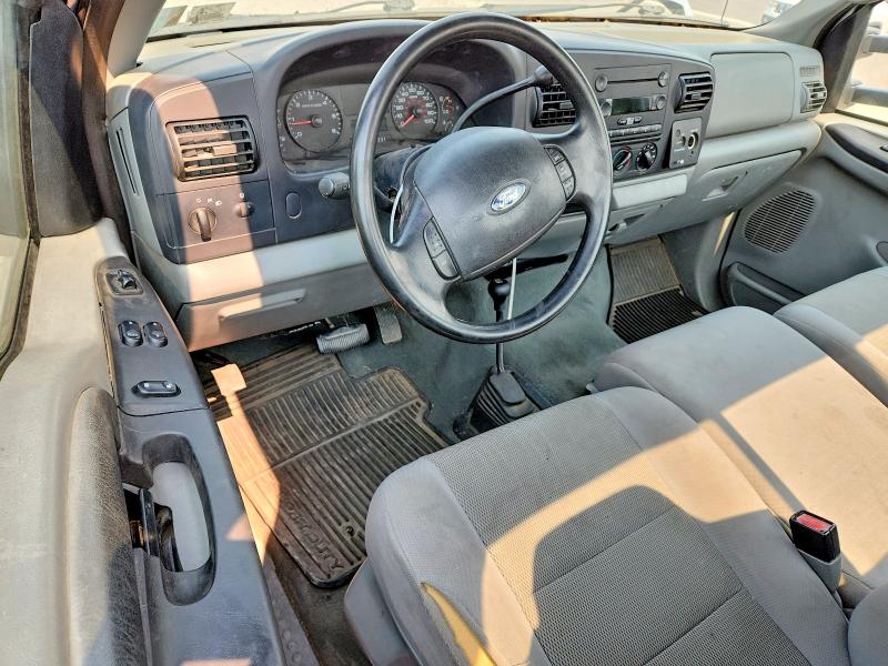 Photo 8 from auction – 2005 FORD F250 with VIN 1FTSF21Y05EA08486