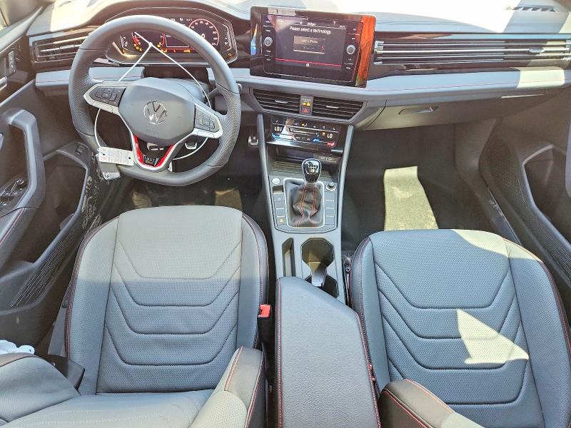 Photo 8 from auction – 2026 VOLKSWAGEN JETTA with VIN 3VW1M7BU0TM067715