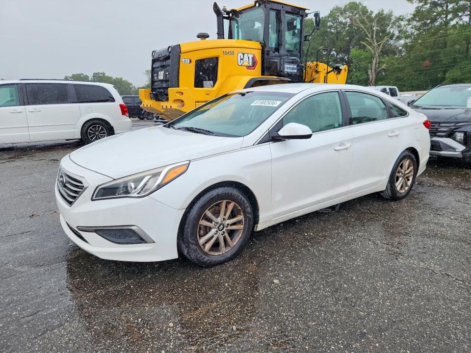 HYUNDAI SONATA 2016 with VIN 5NPE24AFXGH357600 - Photo from auction