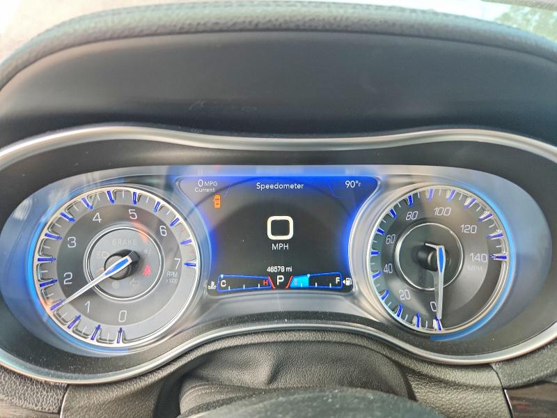 Photo 9 from auction – 2015 CHRYSLER 300 with VIN 2C3CCAAG7FH882427