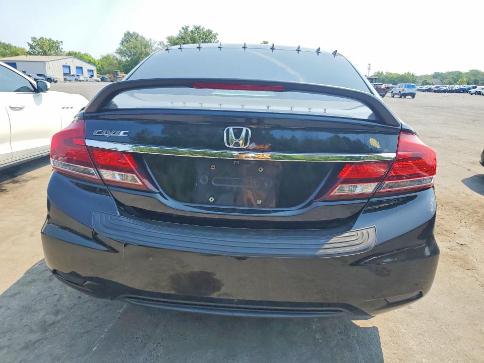 Photo 6 from auction – 2015 HONDA CIVIC with VIN 19XFB2F56FE214476