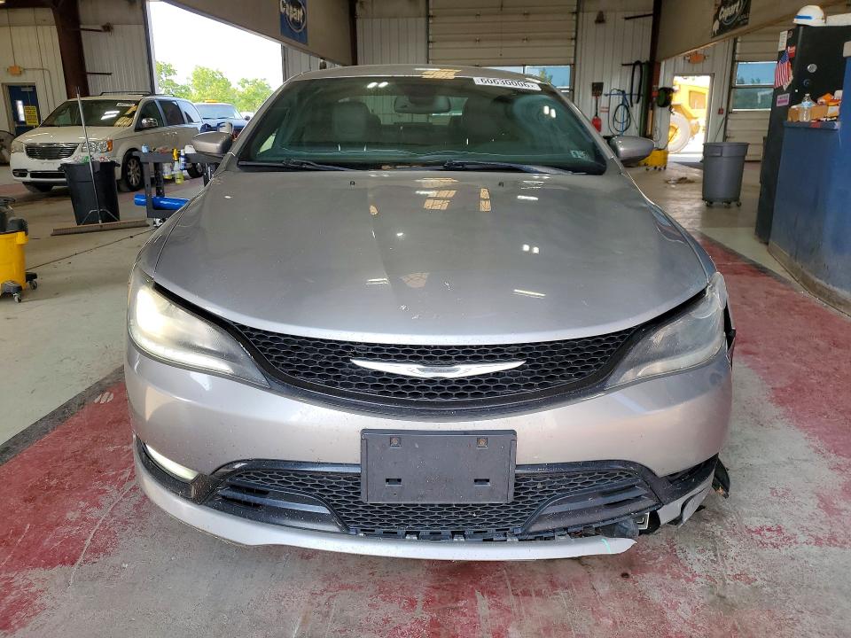 Photo 5 from auction – 2015 CHRYSLER 200 with VIN 1C3CCCDG4FN624140