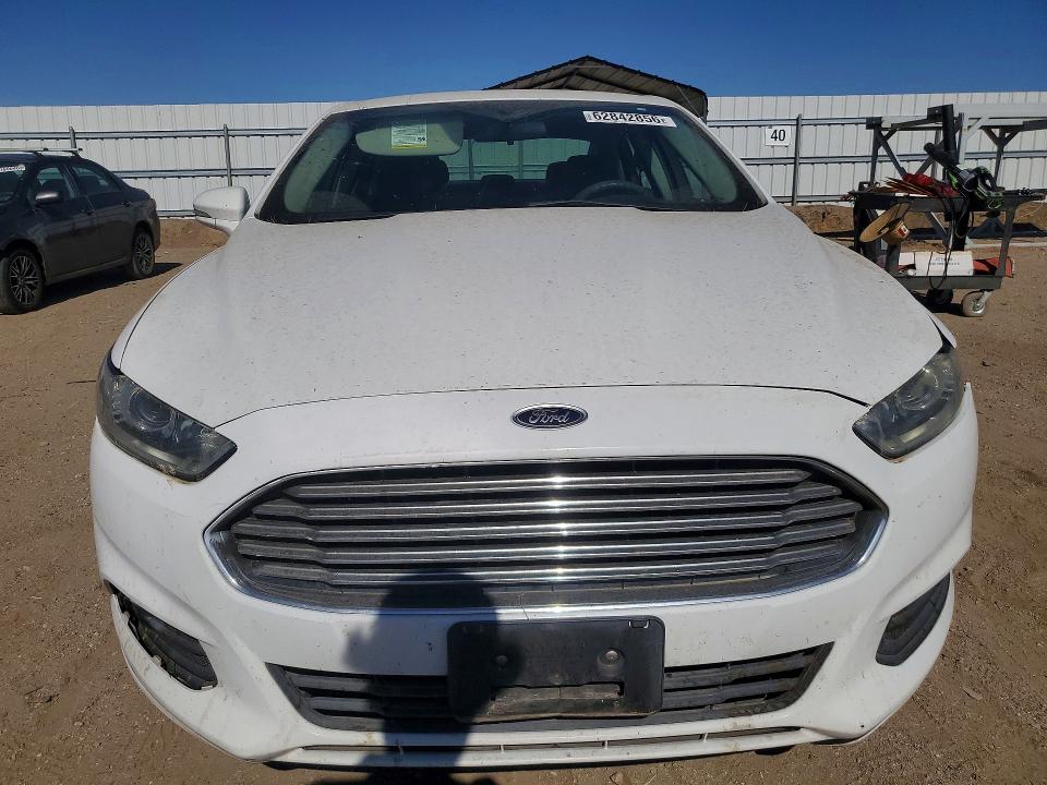 Photo 5 from auction – 2015 FORD FUSION with VIN 3FA6P0LU6FR229687