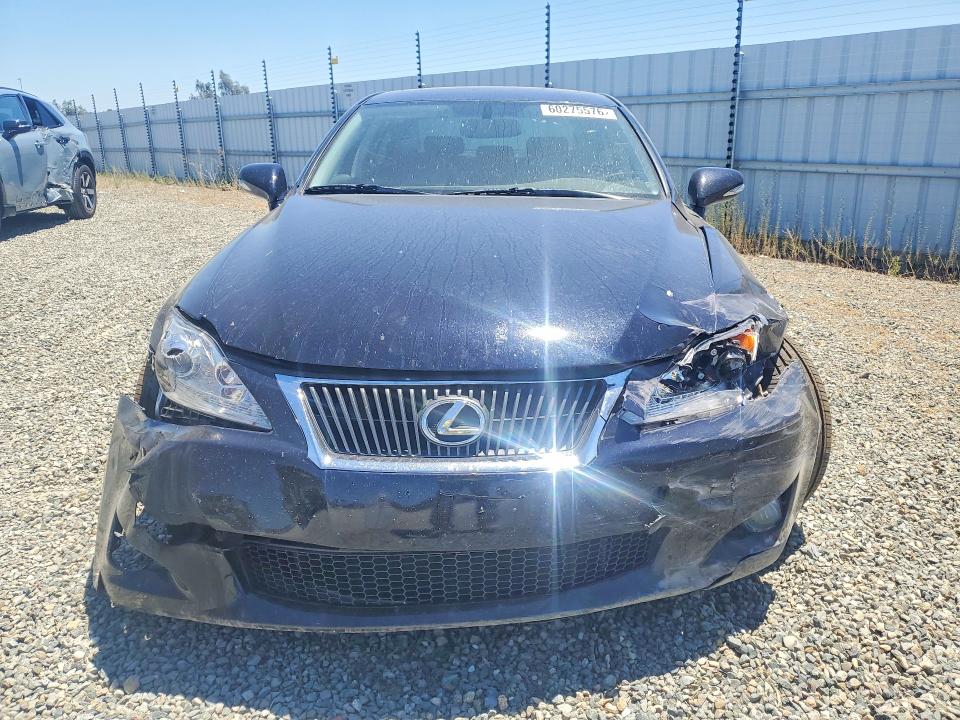 Photo 5 from auction – 2010 LEXUS IS with VIN JTHBF5C22A5113744