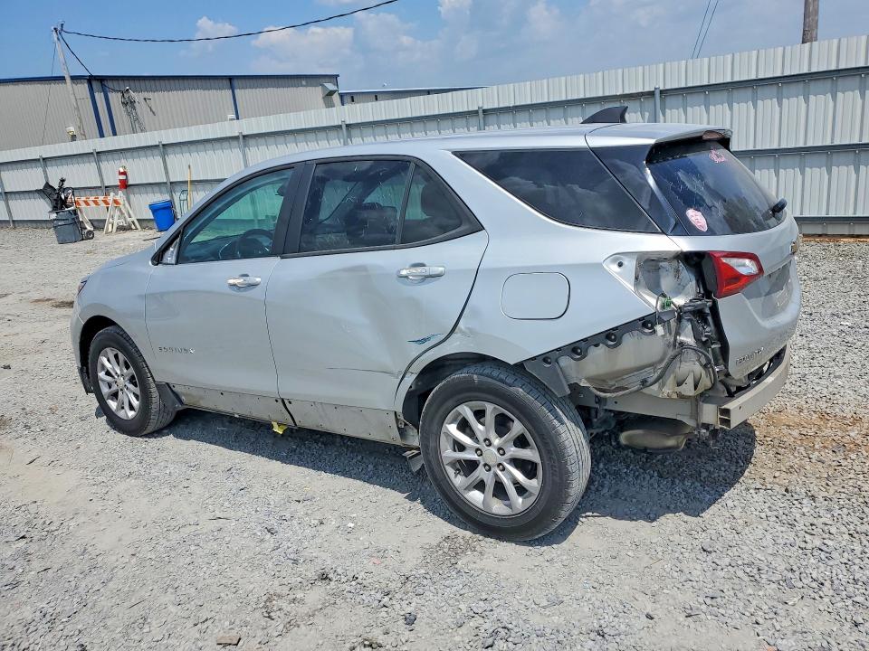 Photo 2 from auction – 2020 CHEVROLET EQUINOX with VIN 3GNAXFEV8LS688194