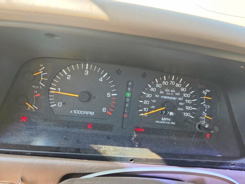 Photo 9 from auction – 1997 LEXUS LX with VIN JT6HJ88J9V0167628