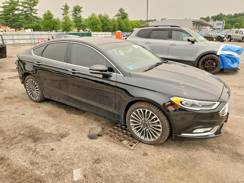 Photo 4 from auction – 2017 FORD FUSION with VIN 3FA6P0T95HR255762
