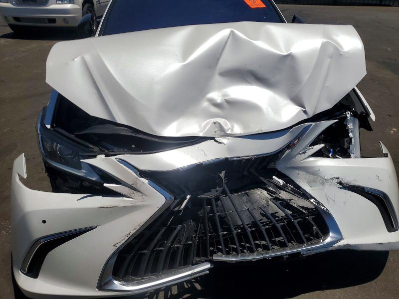 Photo 11 from auction – 2024 LEXUS ES 300H with VIN 58ADA1C10RU049332