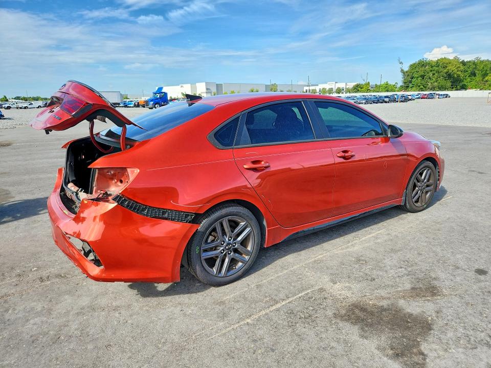 Photo 3 from auction – 2021 KIA FORTE with VIN 3KPF34AD8ME320612