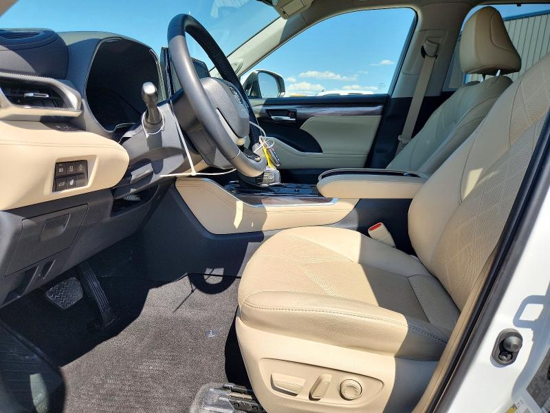 Photo 7 from auction – 2023 TOYOTA HIGHLANDER with VIN 5TDKDRAH3PS509514