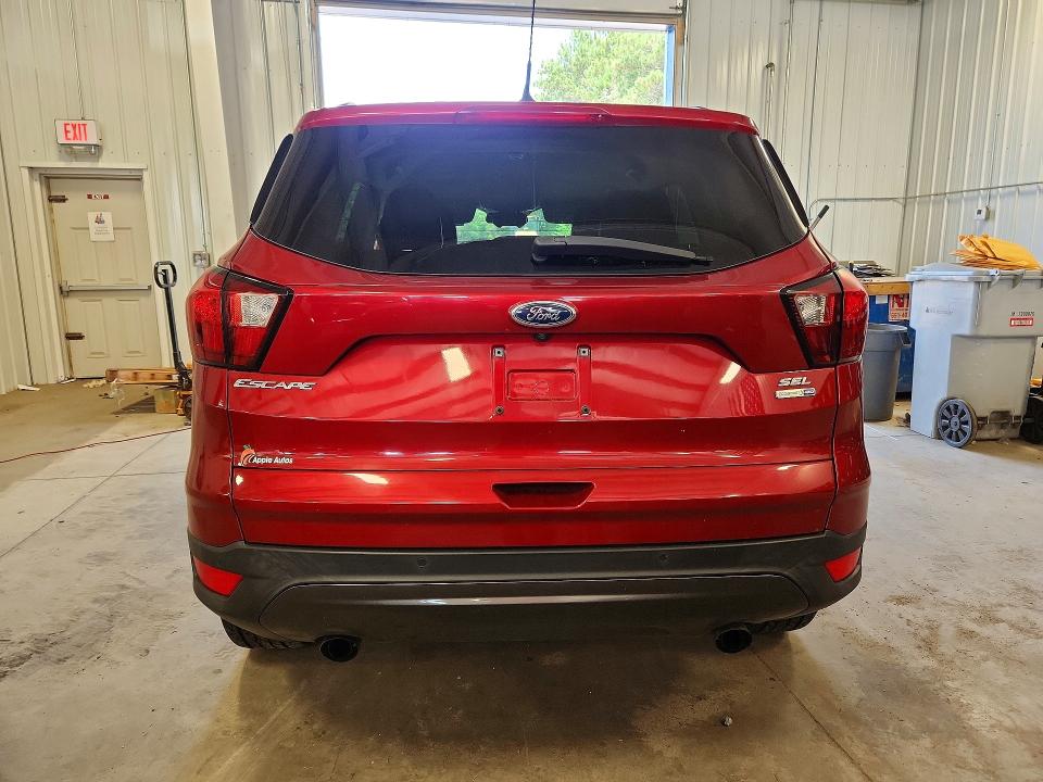 Photo 6 from auction – 2019 FORD ESCAPE with VIN 1FMCU9HD6KUB04089