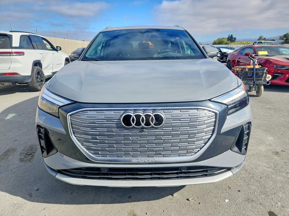 Photo 5 from auction – 2025 AUDI Q4 E-TRON with VIN WA1A5BFZ5SP050260
