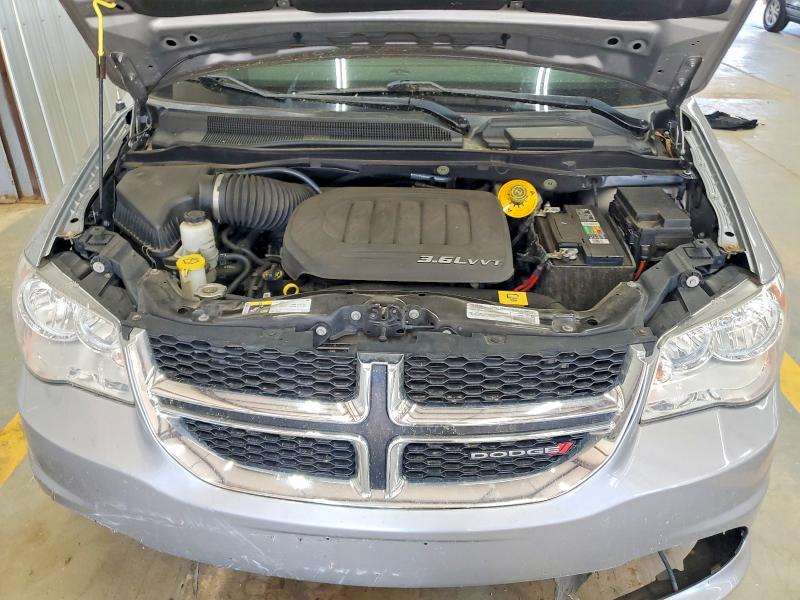 Photo 12 from auction – 2018 DODGE GRAND CARAVAN with VIN 2C4RDGCG1JR283397