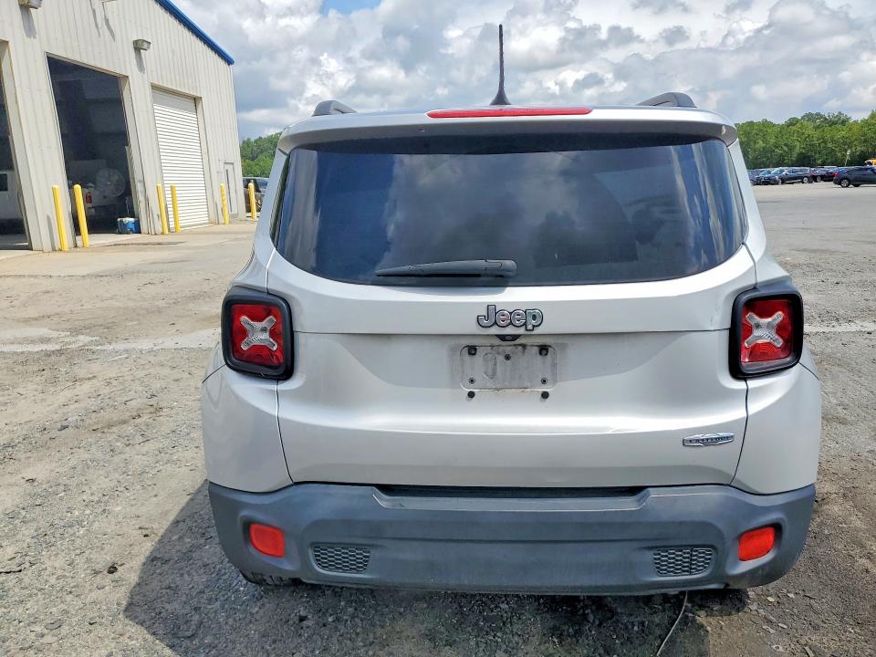 Photo 6 from auction – 2017 JEEP RENEGADE with VIN ZACCJABB1HPG64800