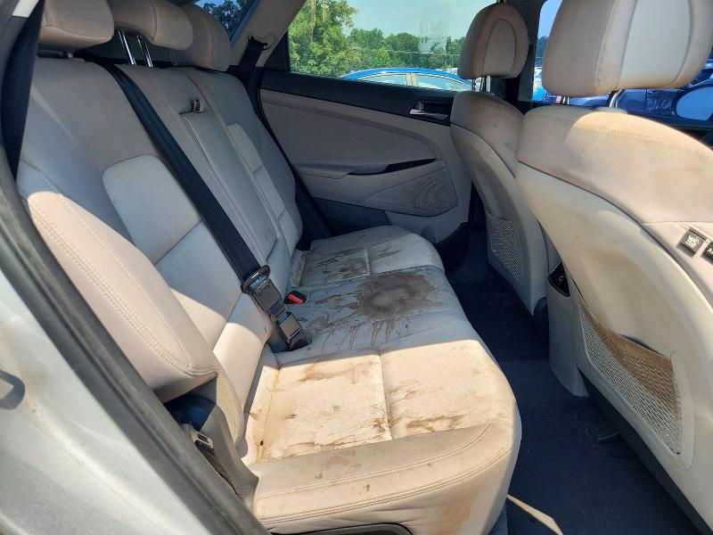 Foto 11 de la subasta – 2017 HYUNDAI TUCSON con VIN KM8J3CA25HU311078