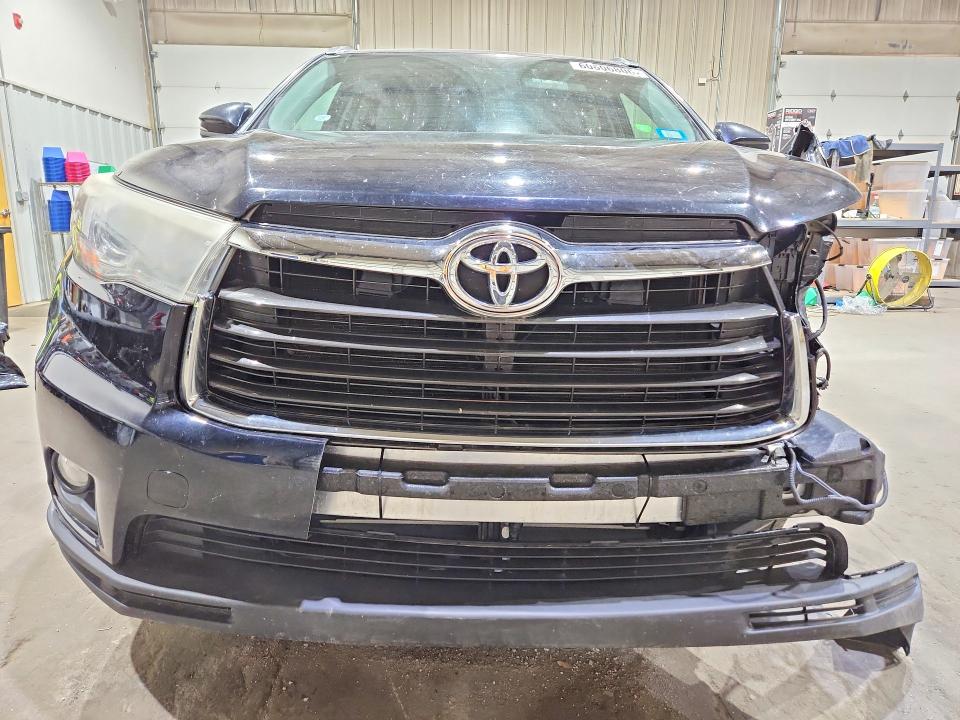 Photo 5 from auction – 2015 TOYOTA HIGHLANDER with VIN 5TDJKRFH7FS214666