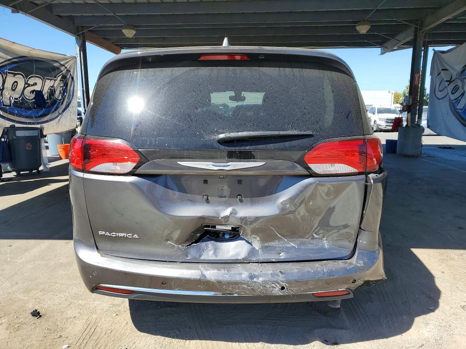 Снимка 6 от търг – 2018 CHRYSLER PACIFICA с VIN 2C4RC1FG4JR278545