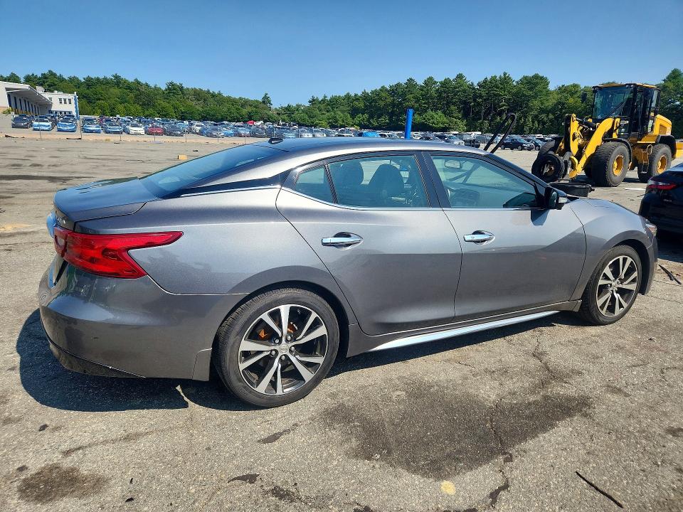 Photo 3 from auction – 2018 NISSAN MAXIMA with VIN 1N4AA6AP3JC398360