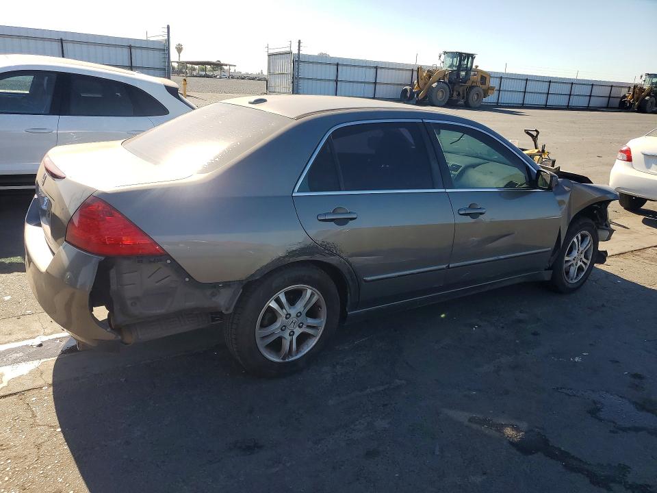 Photo 3 from auction – 2007 HONDA ACCORD with VIN 1HGCM56897A162968