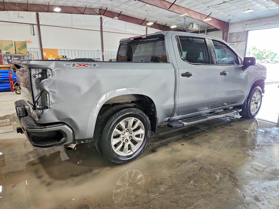 Photo 3 from auction – 2024 CHEVROLET SILVERADO with VIN 3GCPDBEK1RG454128