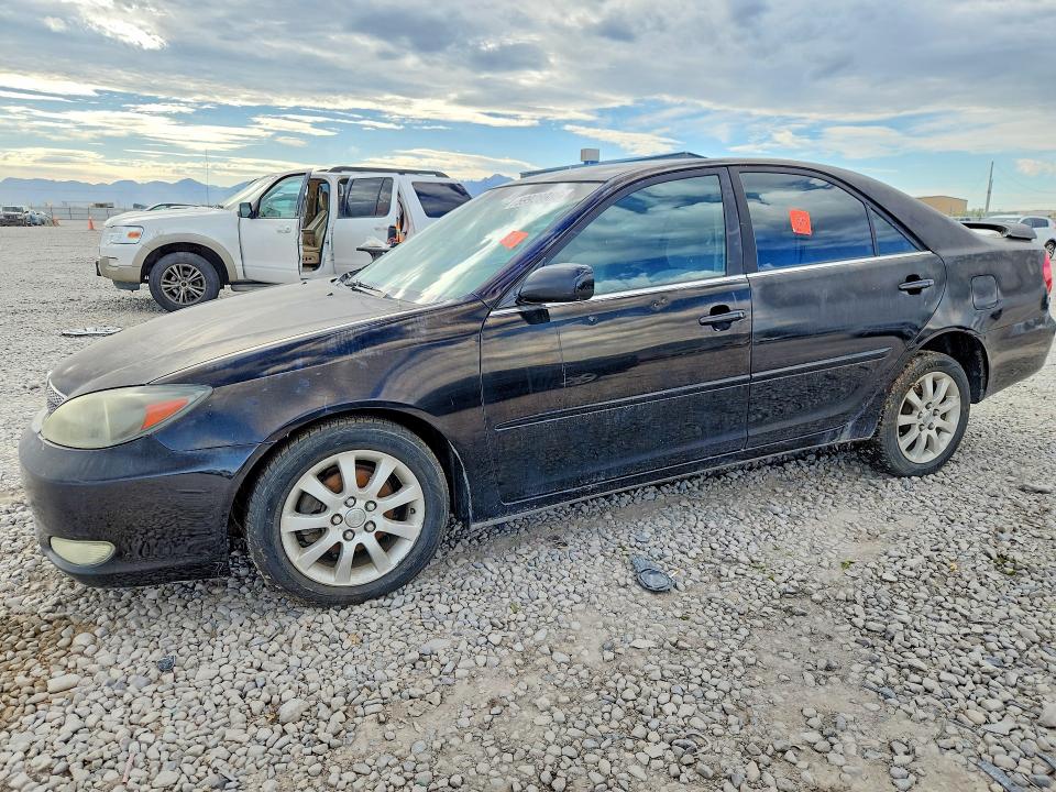TOYOTA CAMRY 2002 с VIN JTDBE32K220099479 - Снимка от търг