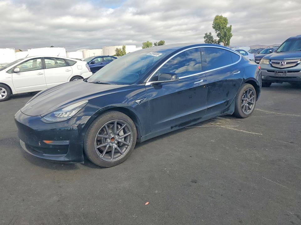 TESLA MODEL 3 2019 with VIN 5YJ3E1EA9KF398416 - Photo from auction