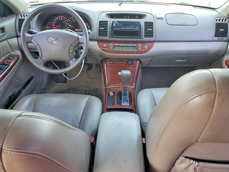 Photo 8 from auction – 2005 TOYOTA CAMRY with VIN 4T1BE32K65U385747
