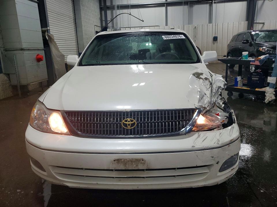 Photo 5 from auction – 2001 TOYOTA AVALON with VIN 4T1BF28B31U130515