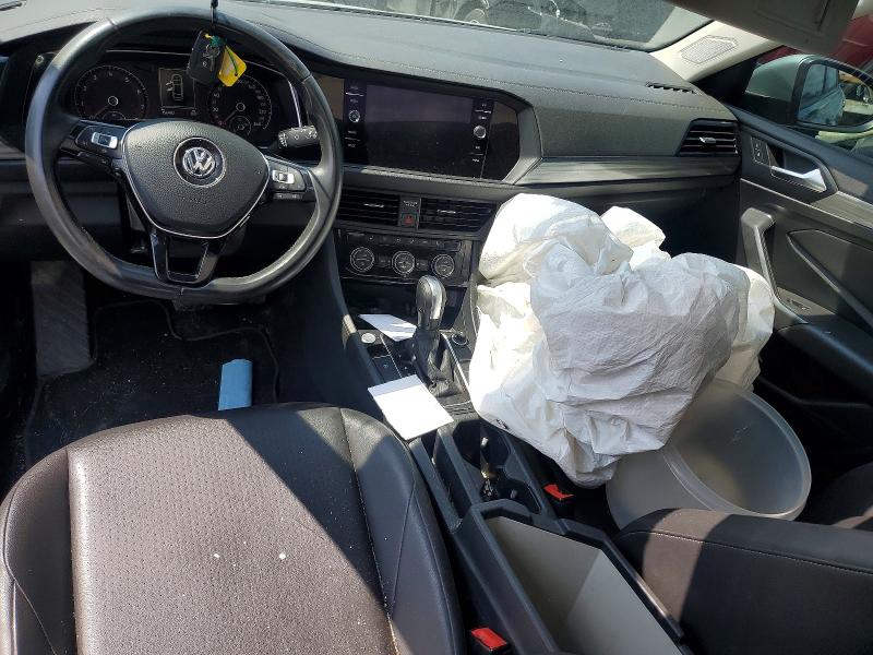 Photo 8 from auction – 2020 VOLKSWAGEN JETTA with VIN 3VWEB7BU8LM066996
