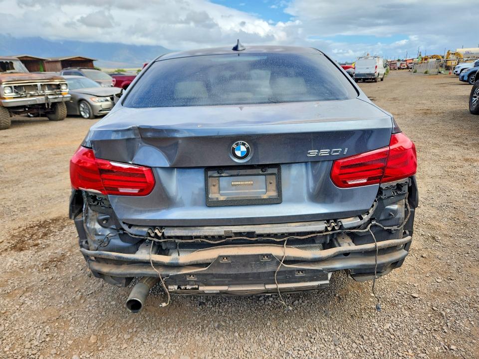 Photo 6 from auction – 2016 BMW 320 with VIN WBA8E1G52GNU11051
