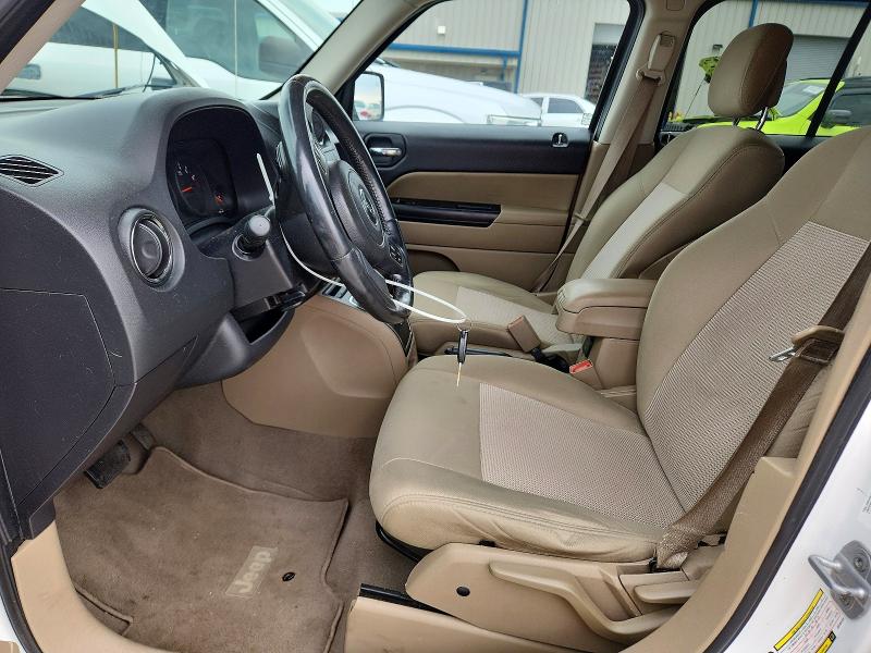 Photo 7 from auction – 2011 JEEP PATRIOT with VIN 1J4NT1GA8BD104145