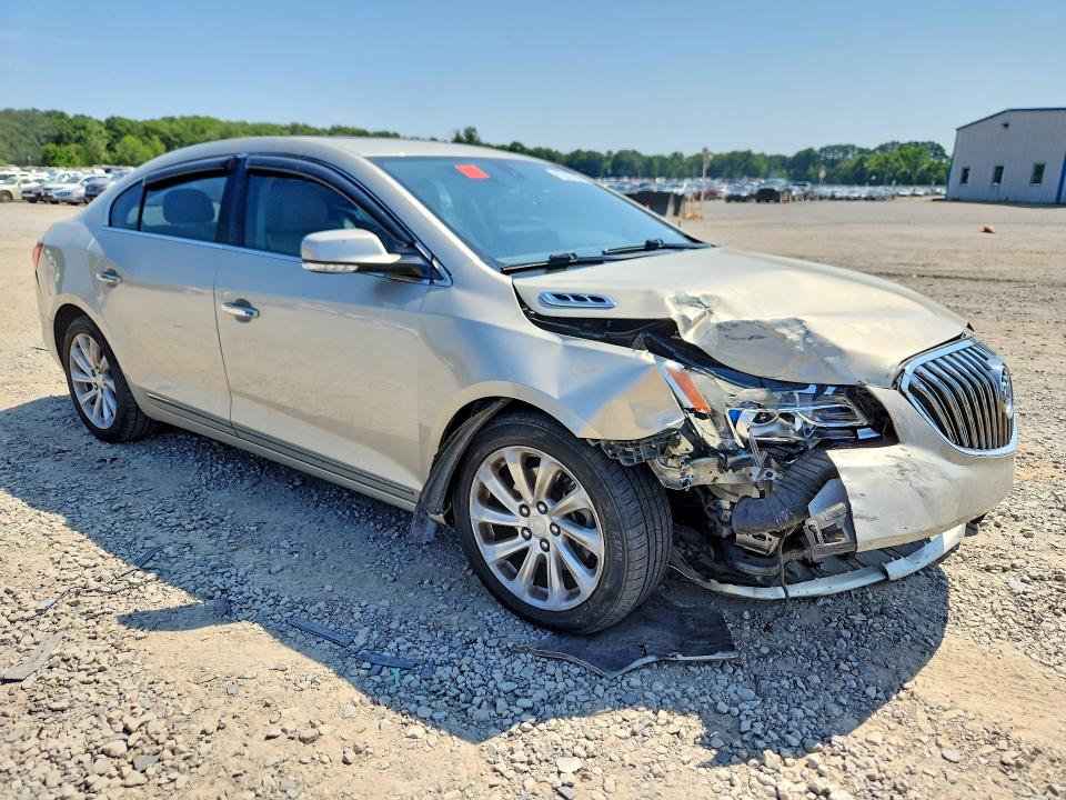 Photo 4 from auction – 2015 BUICK LACROSSE with VIN 1G4GB5G30FF181995