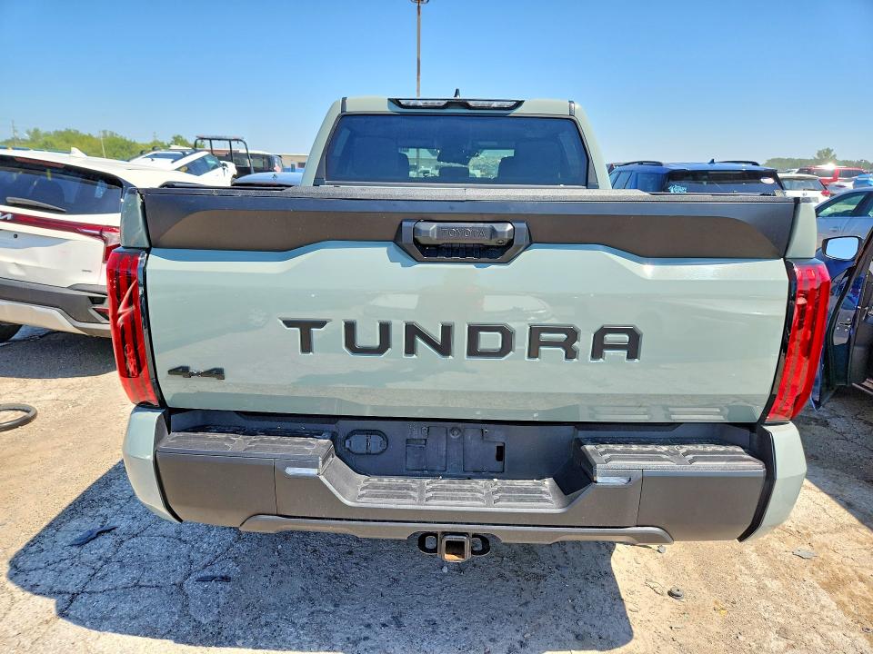 Photo 6 from auction – 2024 TOYOTA TUNDRA with VIN 5TFLA5DB5RX183080